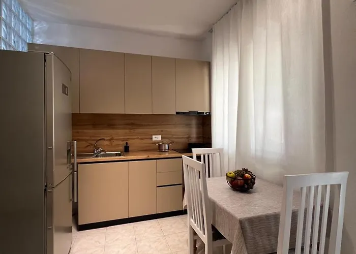 Casa de Férias Arsi House Rrjoll 2
